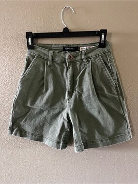 Relaxed trouser shorts